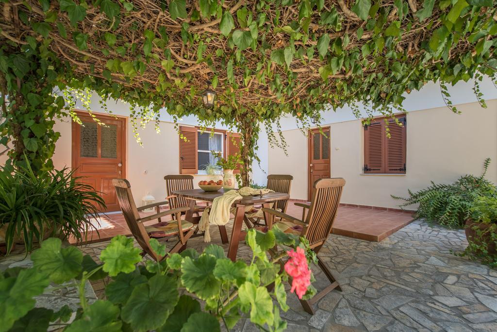 Physis Studios Vasilikí Exterior foto